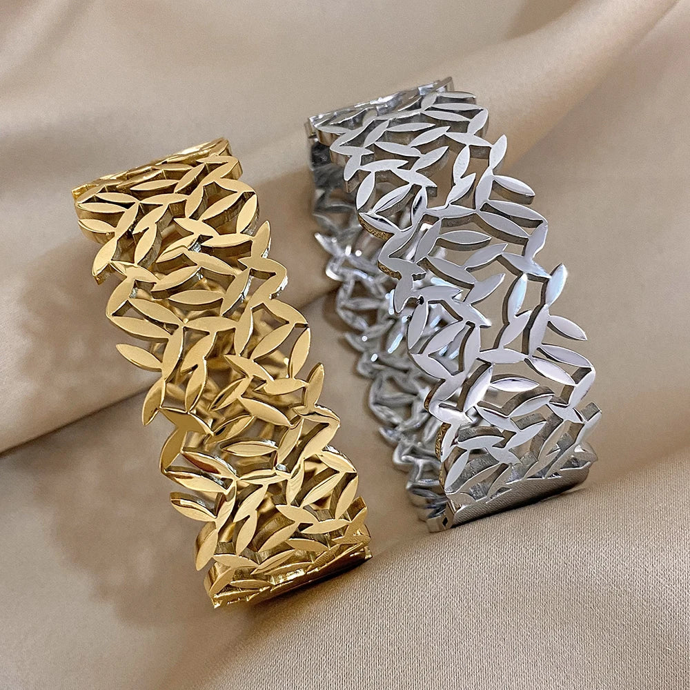Chunky Gold Color Charm Leaf Cuff/Bracelet
