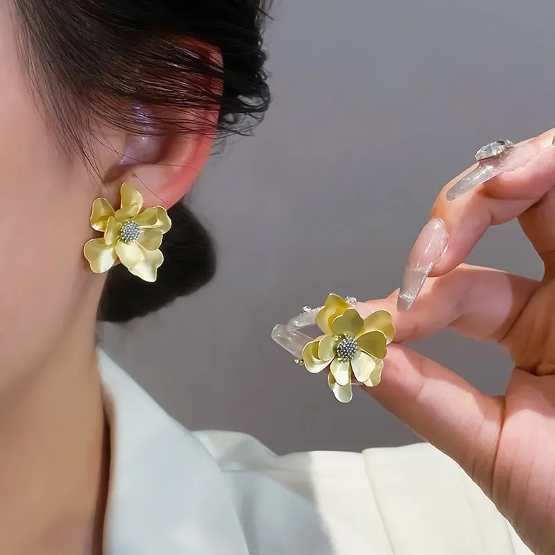 Floral glamour Earrings