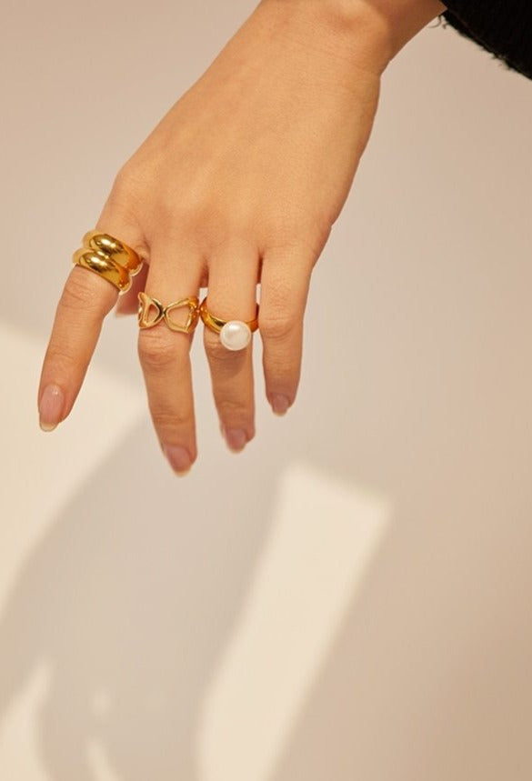 Elegant Shell Pearl Ring